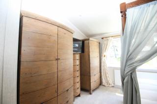 Hollicarrs - Kingfisher Lodge - 8