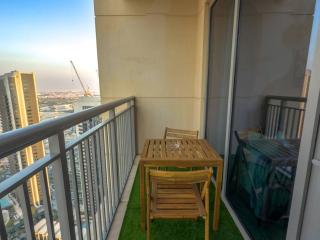 Luxury 1BR on high floor with park & Sea views - Dubai - 9