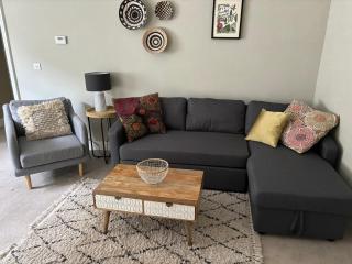 Old Green Chambers spacious town centre apartment with free parking! - St Ives - 5