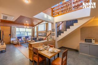 StayVista at Elm - Elysium Estate with Complimentary Hi-Tea, Hill View, Lawn - 7