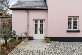 The Coachhouse, East Budleigh , Sleeps 4 - East Budleigh - 4