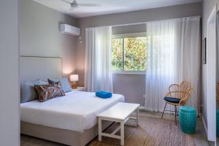Quaint 2BDR Apt in Melville Public Beach w pool - 7