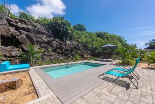 Quaint 2BDR Apt in Melville Public Beach w pool - 8