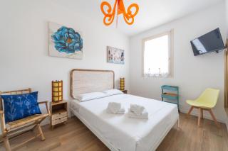 Spacious & Stylish 1-Bedroom Apartment with terrace - Milan - 9