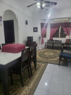 E-Nara Homestay Oakleaf Park Condo - 7