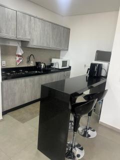 Sobrado confortavel e central - 1