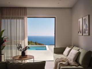 Askos Luxury Suites, a Zakynthian Hideaway, By ThinkVilla - Agios Nikolaos - 3
