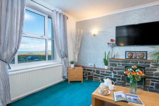 Llwyndyrys - Haverfordwest - 0