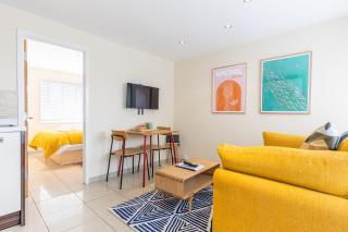 8 Croft Court - Tenby - 7