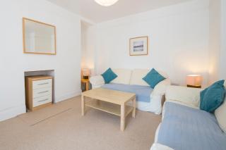 Inglenook House - Tenby - 8