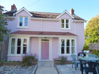 Inglenook House - Tenby - 4