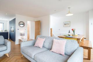 Lions Head - Haverfordwest - 7