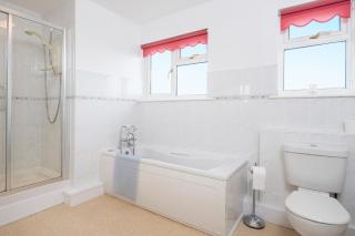 Trefisheg Bungalow - 5