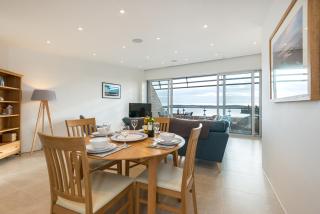 16 Waters Edge - Tenby - 9