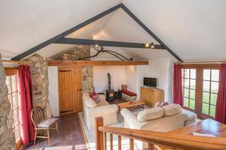 Ty Uchaf Cottage - 8