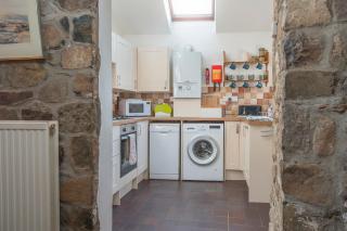 Ty Uchaf Cottage - 6
