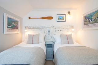 Tri Pysgodyn - Haverfordwest - 4