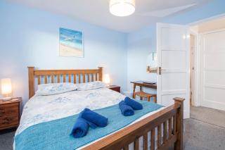 Afallon - Haverfordwest - 1