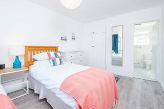 Awel Y Mor - Newport - 5