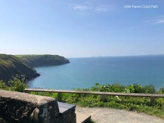 Glen Holme - Little Haven - 2