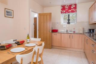 2 Coastal View - Haverfordwest - 6