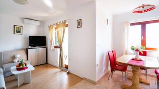 Adriatic Escape Apartments - Gornji Karin - 8