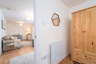 Daisy Cottage - Whitland - 2