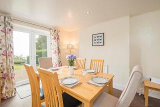 Rose Villa - 1
