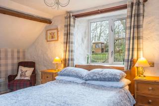 Honey Hook Cottage - Haverfordwest - 1