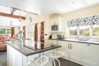 1 Homecroft Bungalows - Saundersfoot - 2