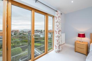 Monterey - Tenby - 4