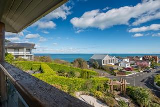 Monterey - Tenby - 0