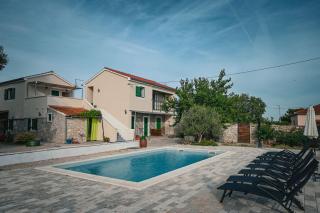 Rooms B&B Linda - Pirovac - 0