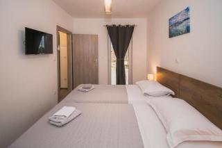 Rooms B&B Linda - Pirovac - 2