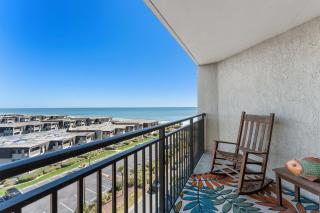 Beautifully Renovated 1 BR Condo-Stunning Ocean Views- Ocean Forest 801 - Myrtle Beach - 0