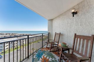 Beautifully Renovated 1 BR Condo-Stunning Ocean Views- Ocean Forest 801 - Myrtle Beach - 2