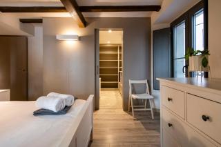 Old Town duplex with character - 5