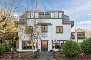 Hotel Zee Bergen - 0