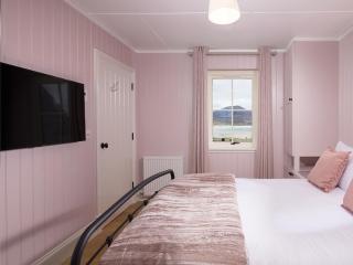 Uig Bay Cottage - 1