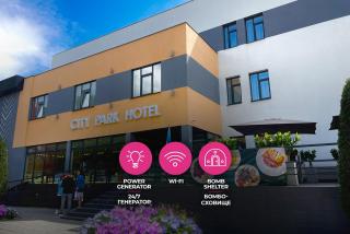 City Park Hotel by CHM - Bila Tserkva - 0
