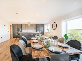 Hazelgrove Lodge Barn - Kelbrook - 4