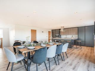 Hazelgrove Lodge Barn - Kelbrook - 3