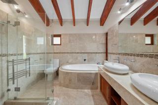 San Lameer Villa 5917 - 4 Bedroom Luxury - 8 pax - San Lameer Rentals Agency - 2