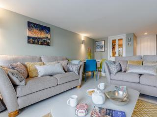 Riverside Cottage - 6
