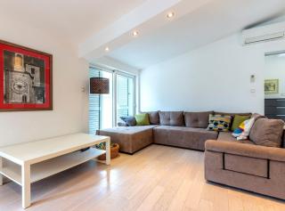Serene Rural Villa with Pool, Sun Deck, and Children's Play Area - 6