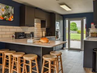 Saville - Llanfaes - 3