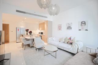 Emaar Beachfront Luxe Retreat - Dubai - 5
