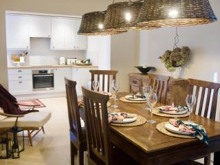 Oak Tree Cottage - Stoke Rochford - 1