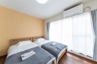 Kosumosu - Tokyo - 2