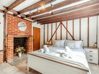 The Cottage - Broomfield - 1